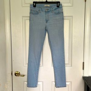 Levi’s 711 Skinny Jeans, light blue, Sz 28